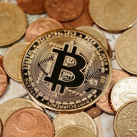 Financieel expert: Bitcoin (BTC) prijs kan ieder jaar met 100% stijgen
